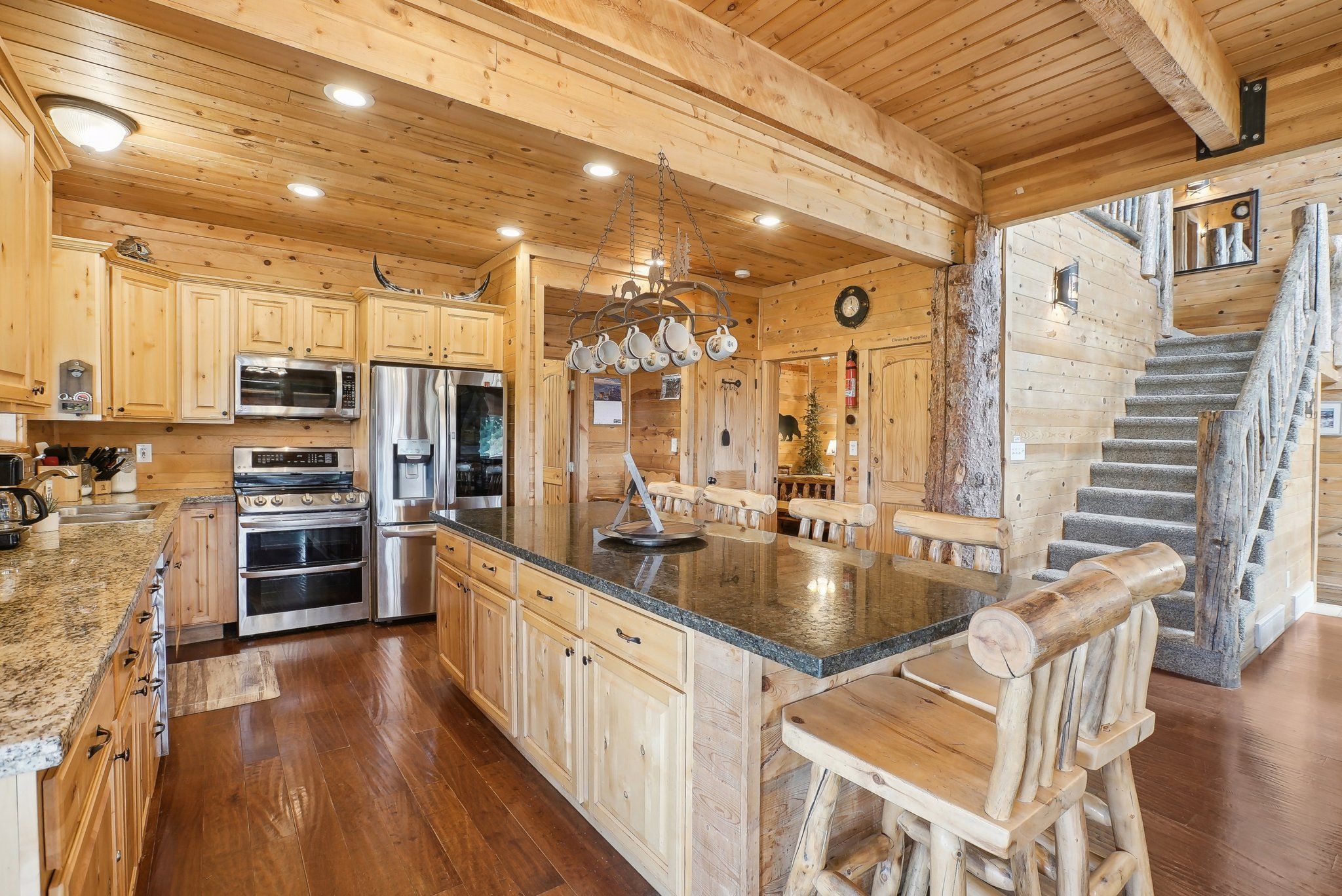 Double oven and granite counters in the lodge kitchen